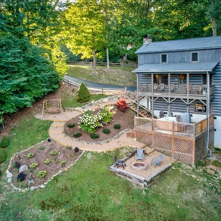 Appaljack Retreat Villa